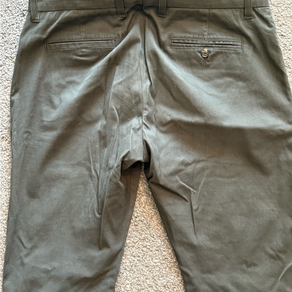 Vince Men's Green Chinos - Picture 4 of 6